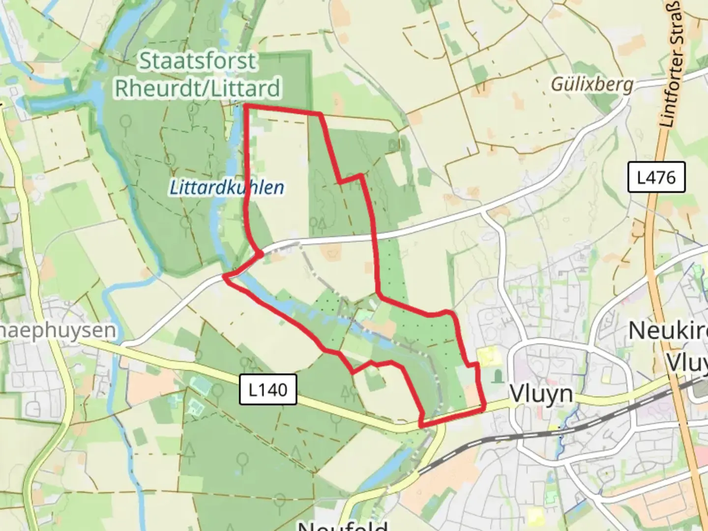 An image depicting the trail Hacksteinskuhlen via Littard Rundweg and its surrounding area.
