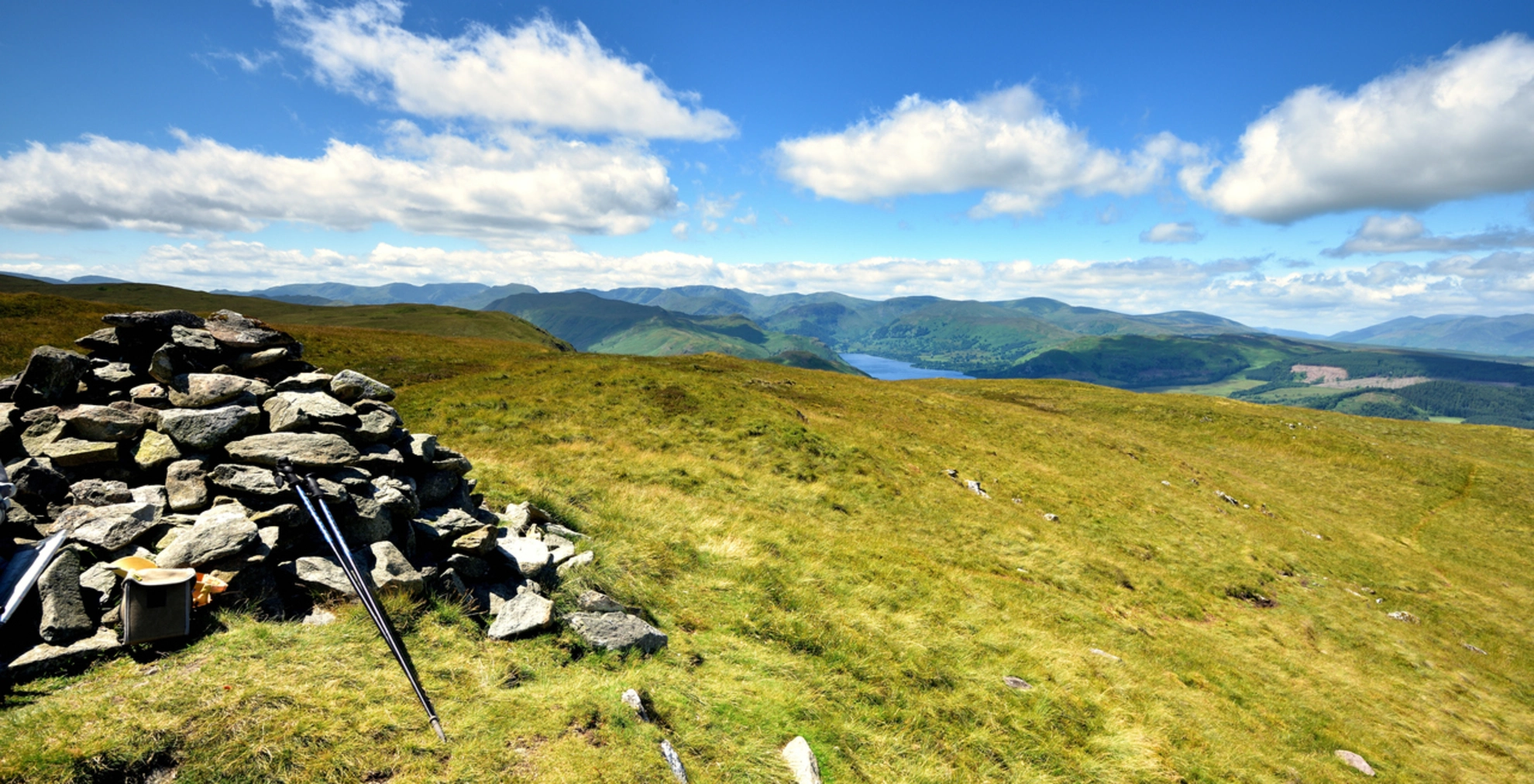 An image depicting the trail Arthur's Pike and its surrounding area.