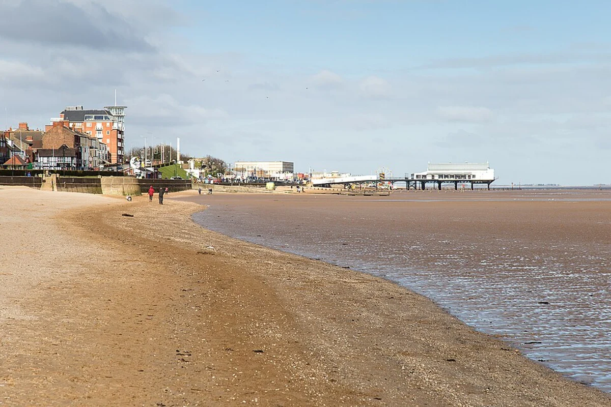 Cleethorpes Beach Walk