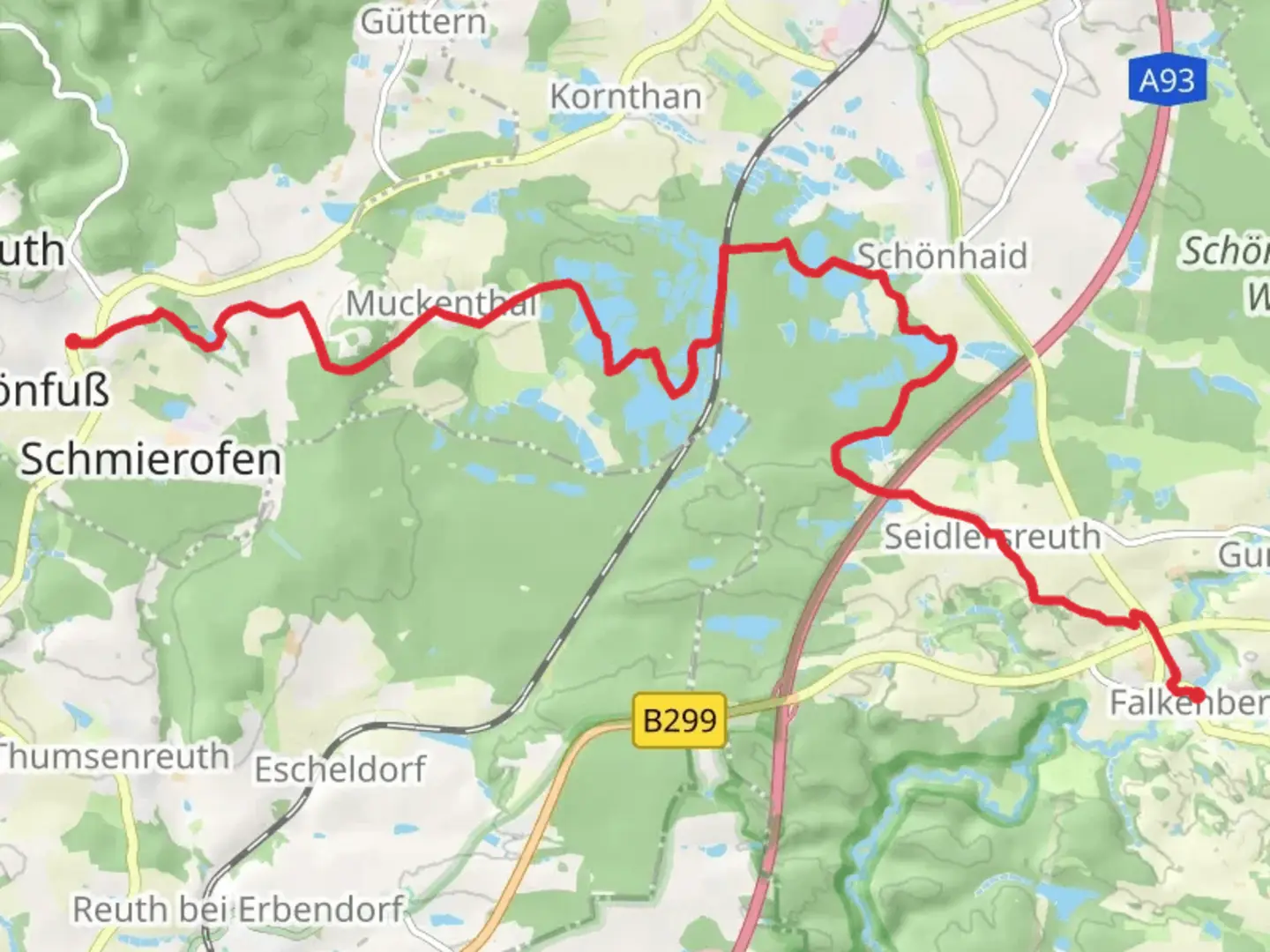 An image depicting the trail Friedenfels to Falkenberg Walk and its surrounding area.