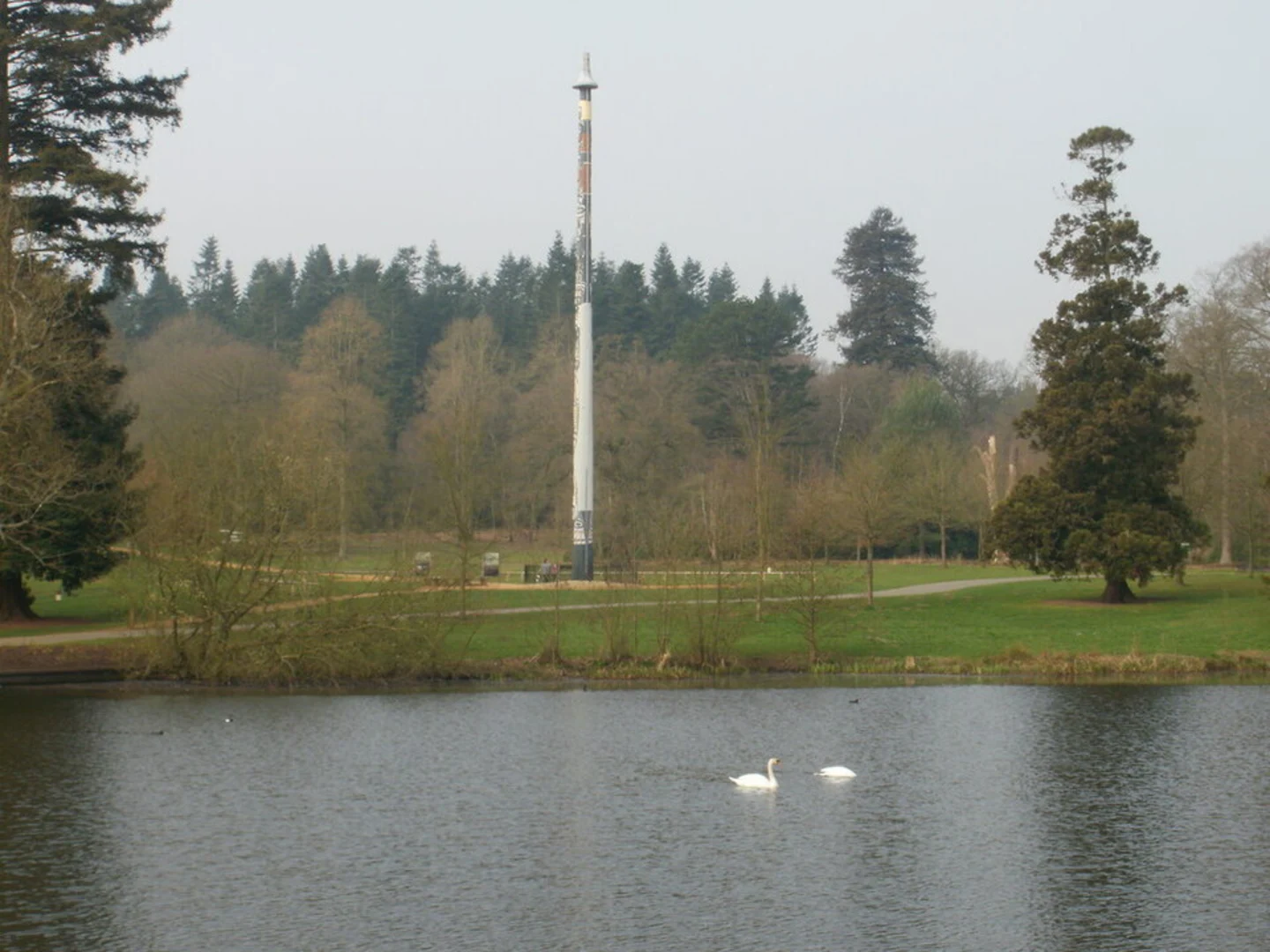 An image depicting the trail Valley Gardens Loop and its surrounding area.
