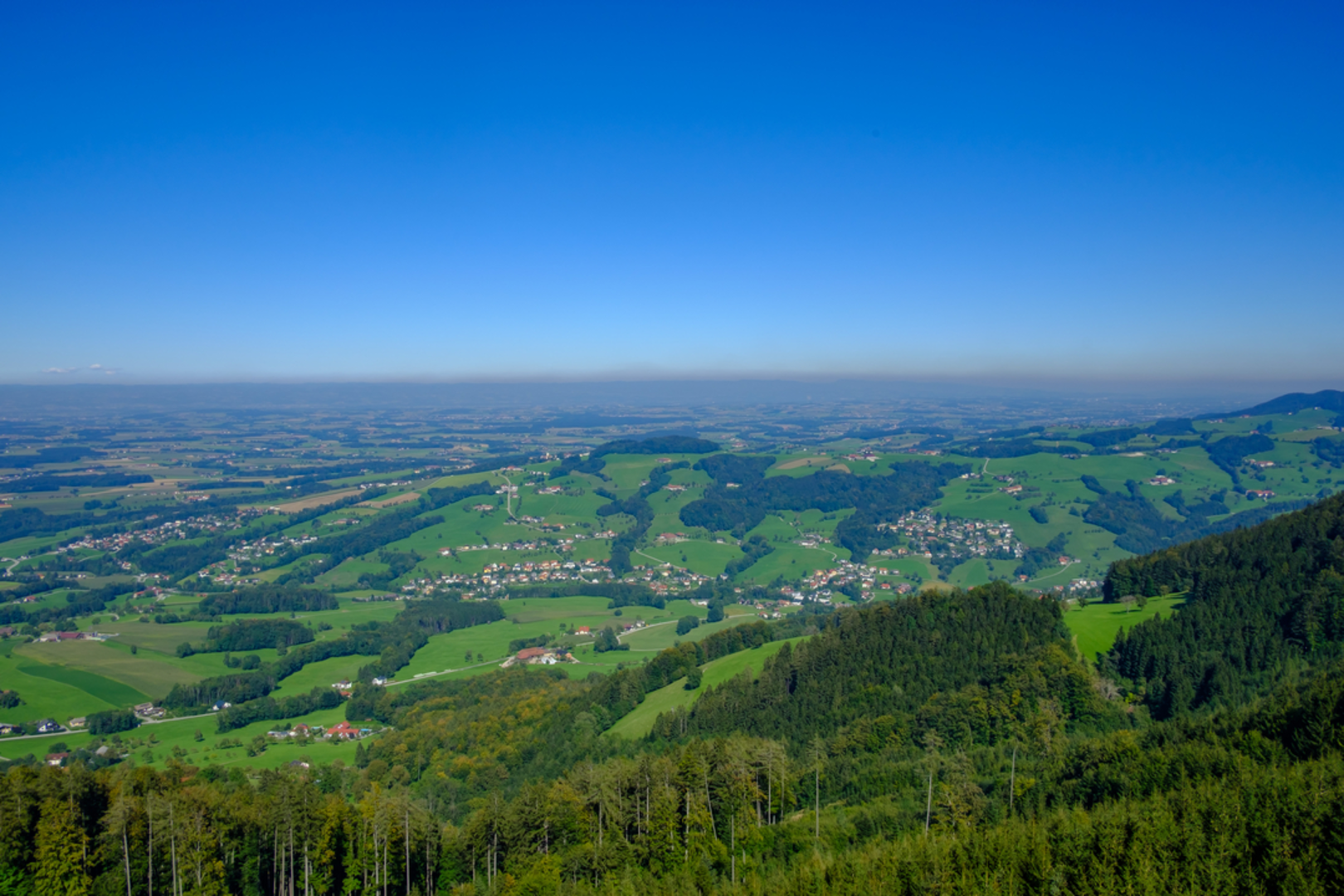 An image depicting the trail OÖ Mariazellerweg Steyr - Maria Neustift and its surrounding area.