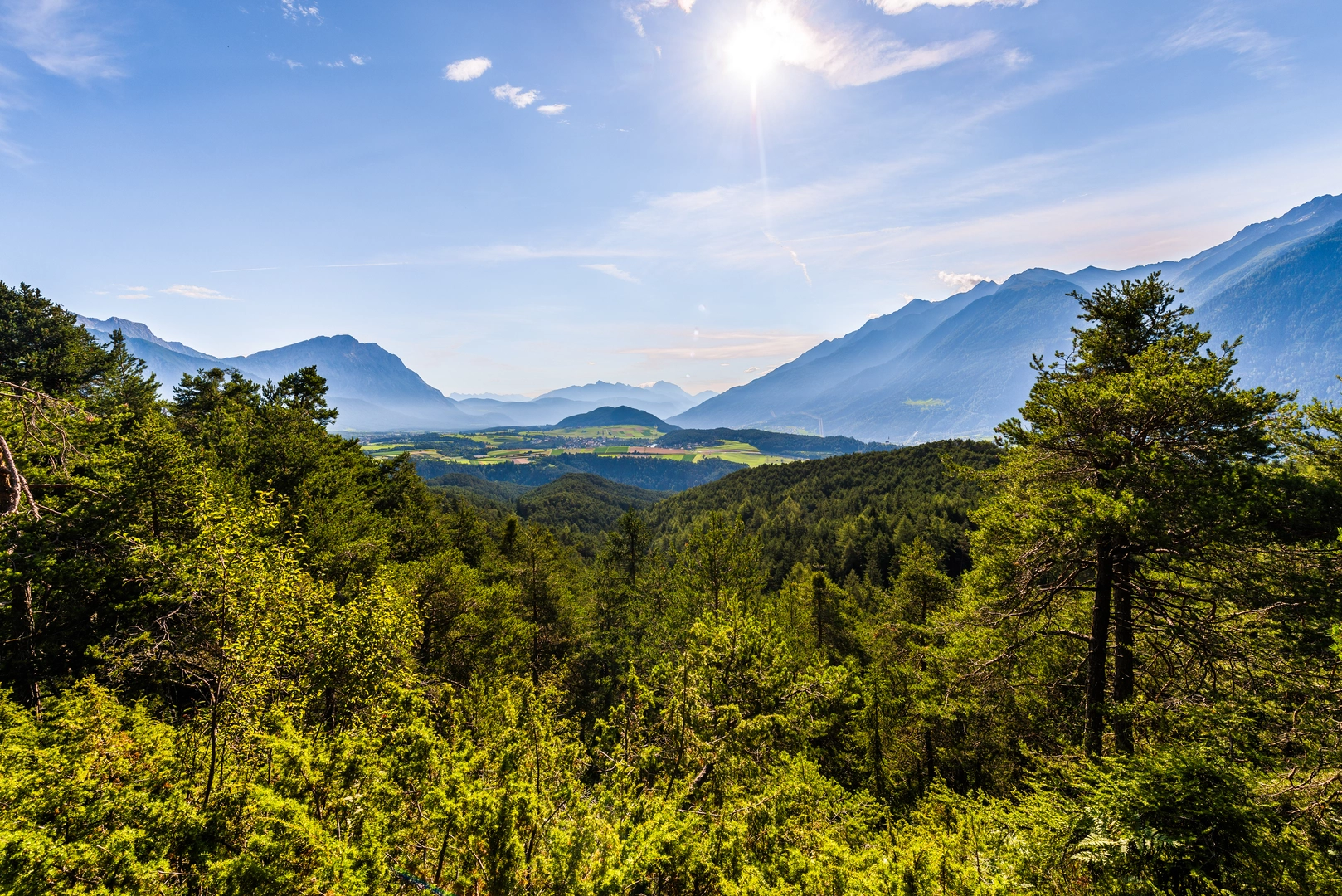An image depicting the trail Camino Geneva-Saint Jean Pied du Port and its surrounding area.