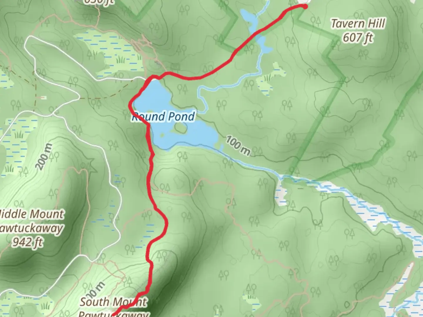 An image depicting the trail Round Pond and South Mount Pawtuckaway Trail and its surrounding area.