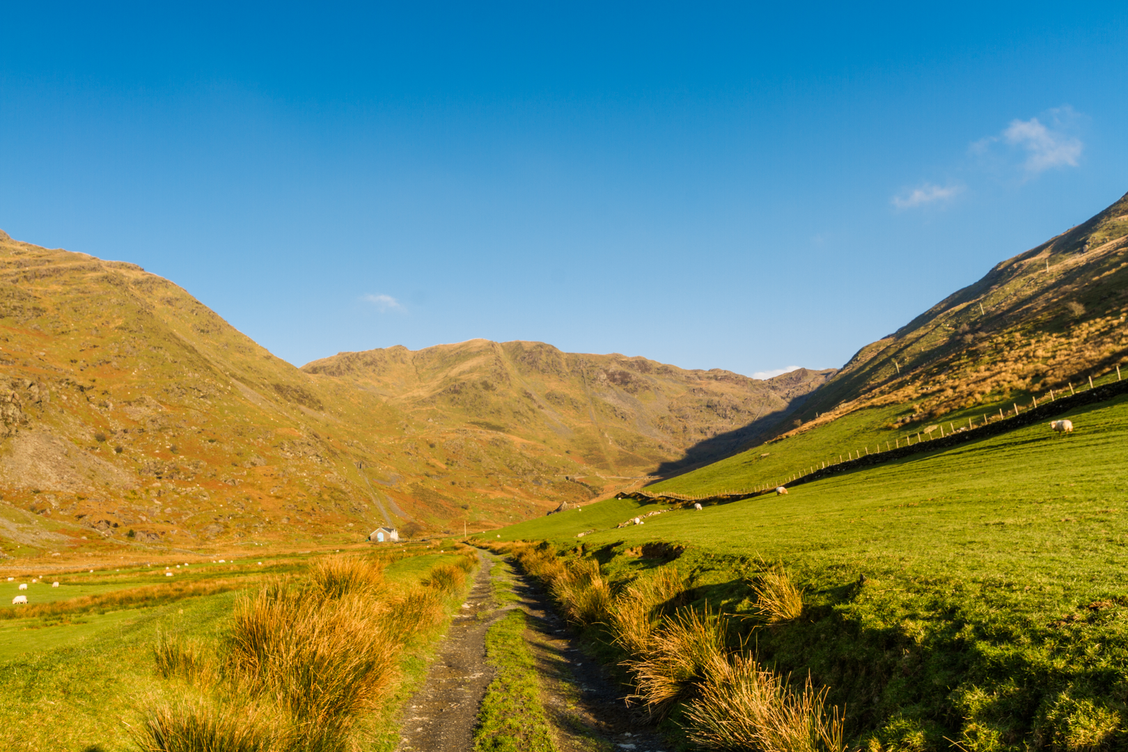 An image depicting the trail Cnicht from Croesor and its surrounding area.