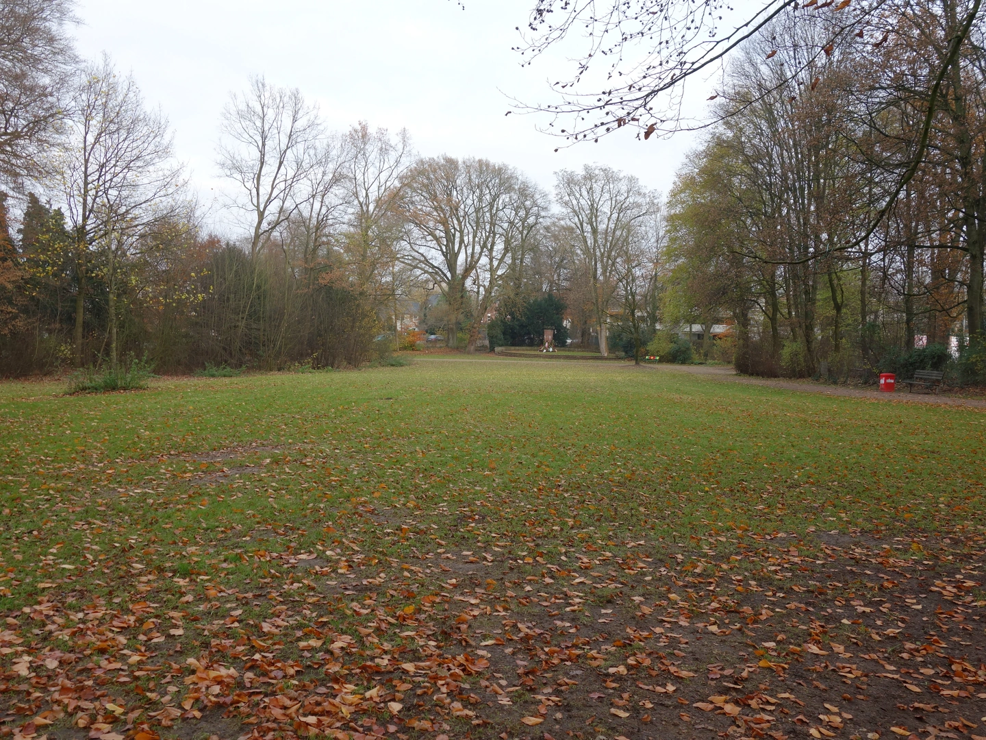An image depicting the trail Buckhorn via Volksdorf - Poppenbuettel and its surrounding area.