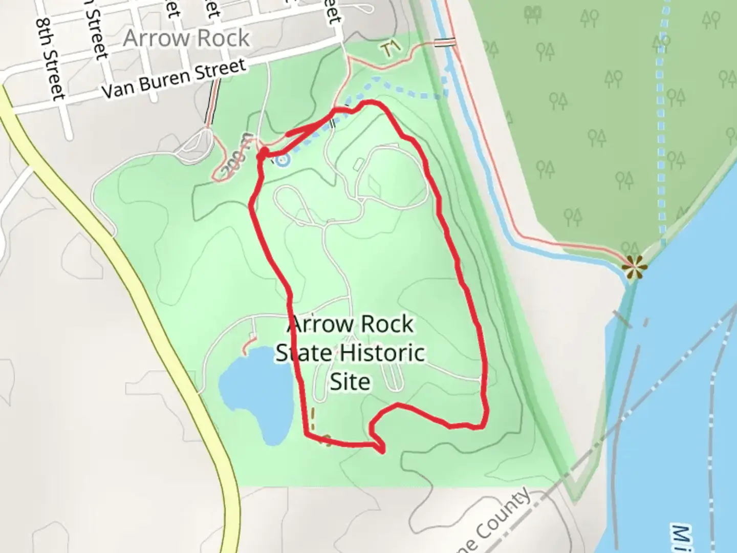 An image depicting the trail Pierre a Fleche Loop Trail and its surrounding area.