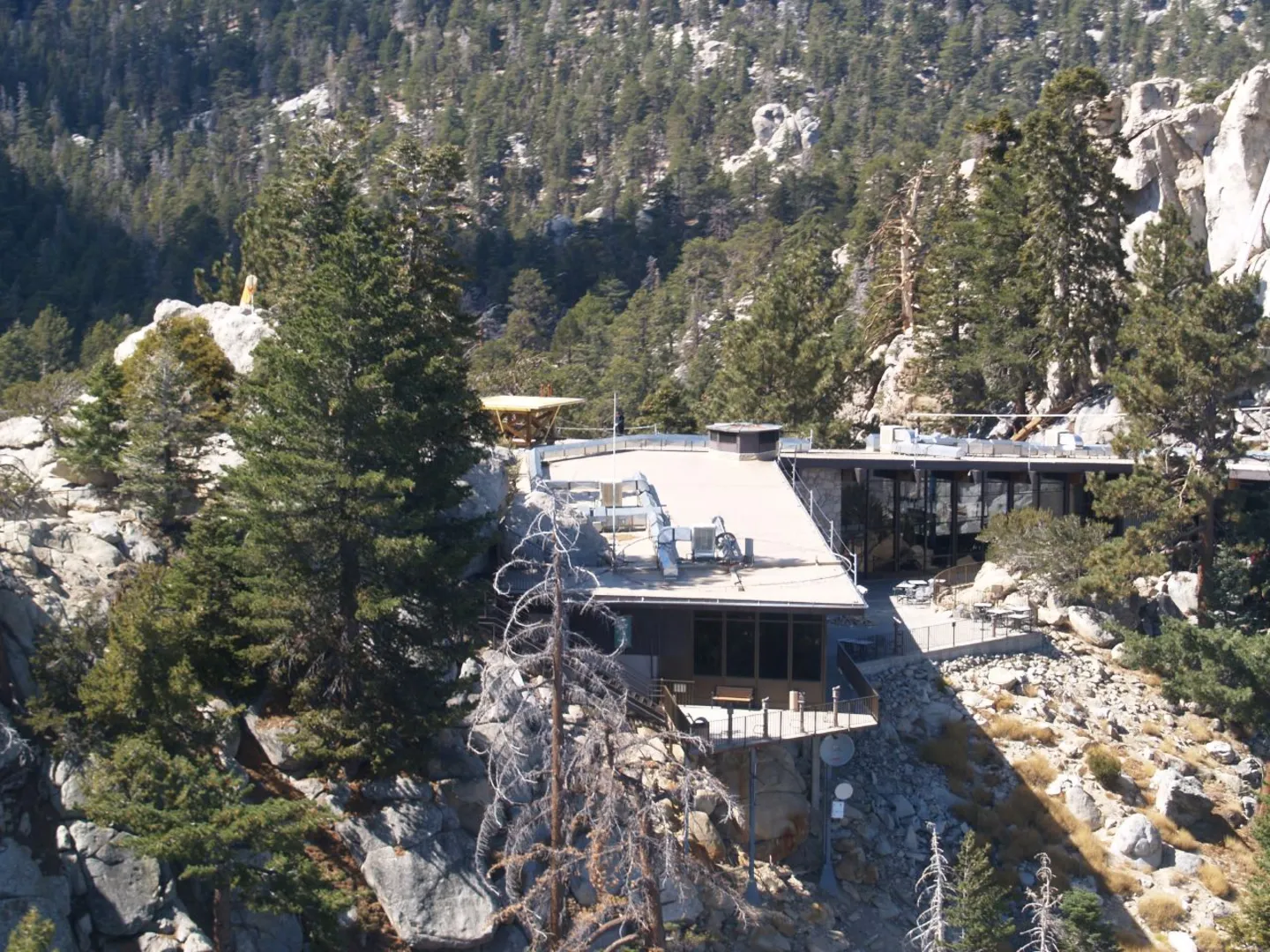 An image depicting the trail Grubb's Notch - Skyline Trail and its surrounding area.