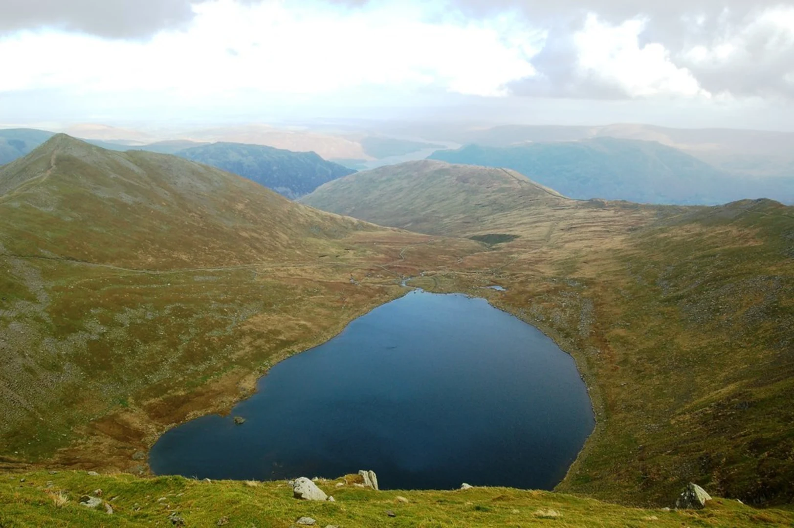 An image depicting the trail Dollywaggon and Halvellyn Loop from Patterdale and its surrounding area.