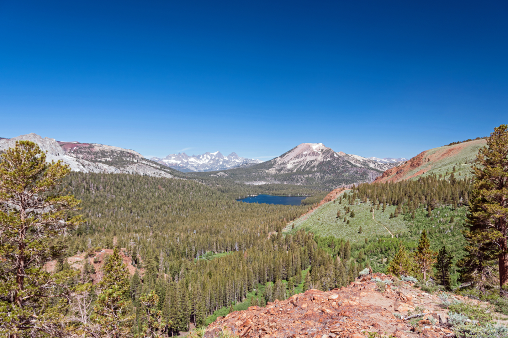 An image depicting the trail Heart Lake Trail and its surrounding area.