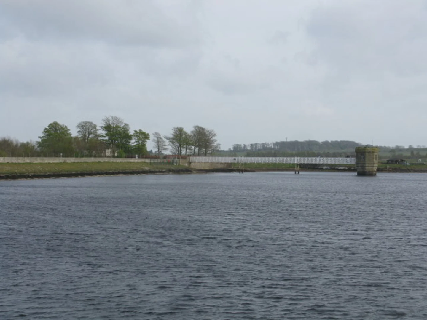 An image depicting the trail Fontburn Reservoir and its surrounding area.