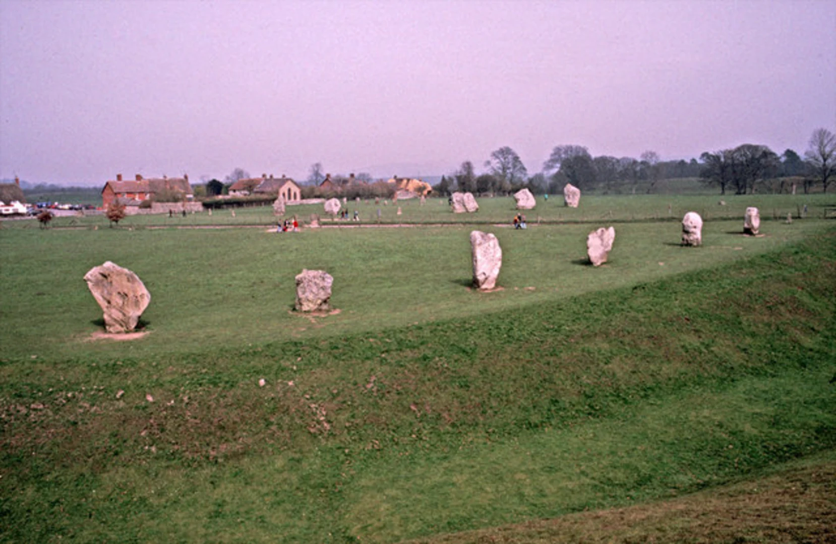 An image depicting the trail Avebury and Wessex Ridgeway and its surrounding area.
