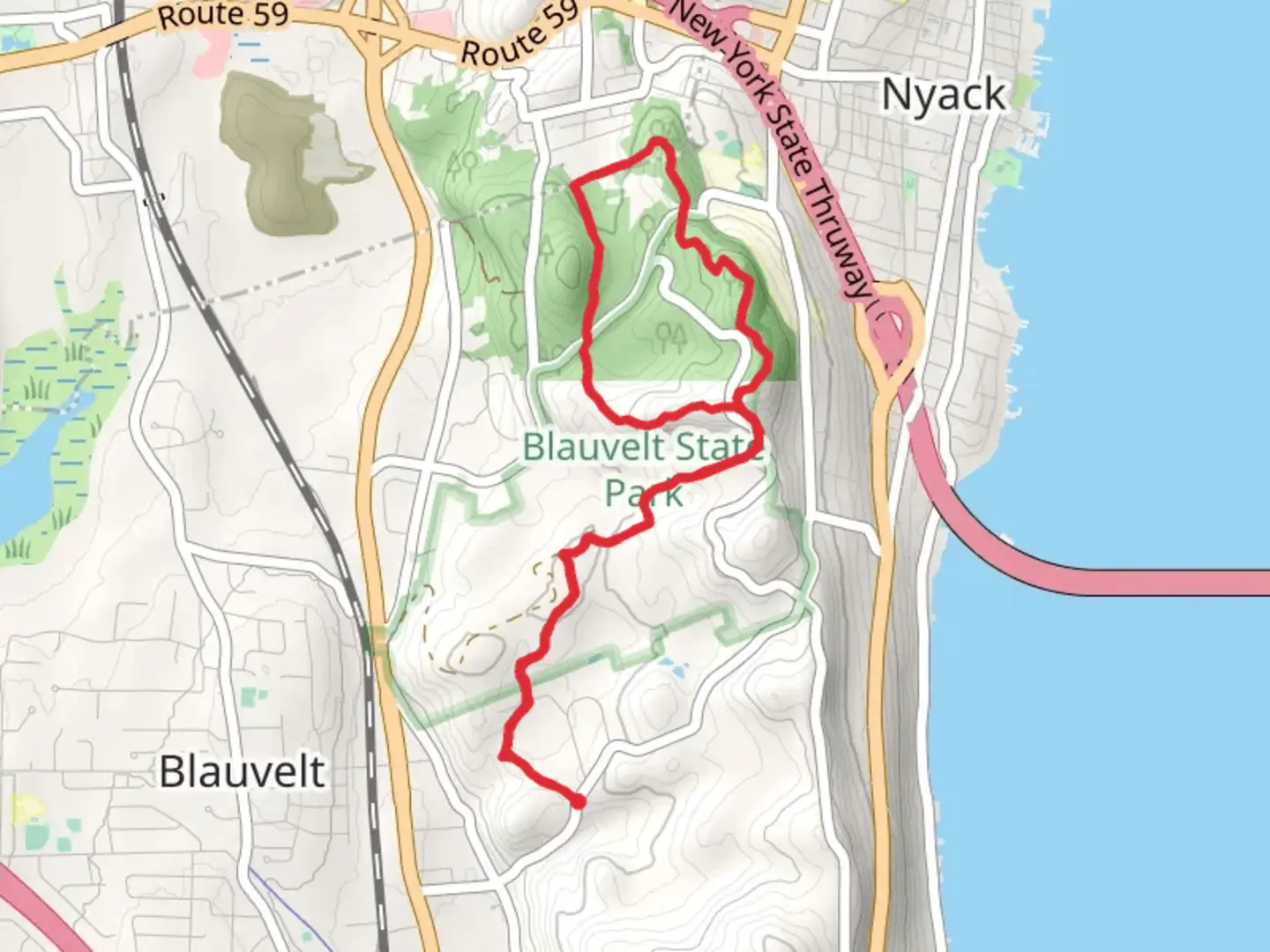 An image depicting the trail Long Path Green Trail Loop and its surrounding area.