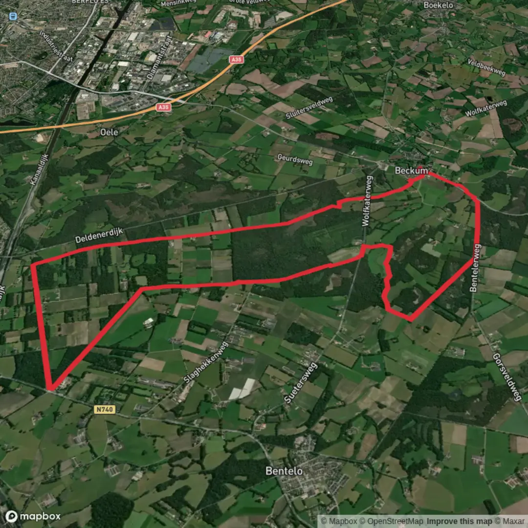 An image depicting the trail Oeler Weg, Nijlands Weg and Benteler Weg Loop and its surrounding area.
