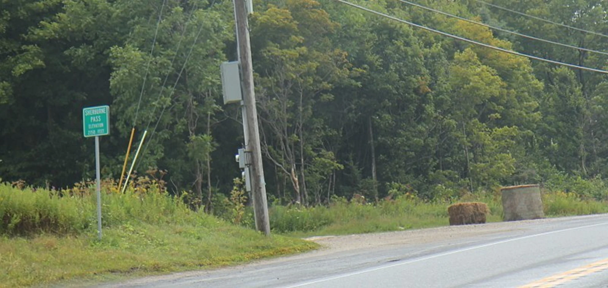 An image depicting the trail Deer Leap Mountain Trail via Sherburne Pass Trail and its surrounding area.