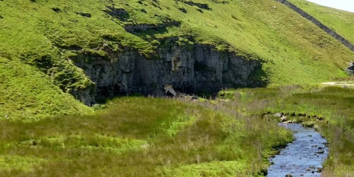 Grassington Moor - Priest's Tarn - Black Edge and Mossdale Scar