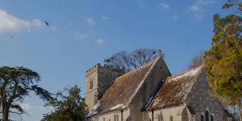 An image depicting the trail Sarum Way and its surrounding area.