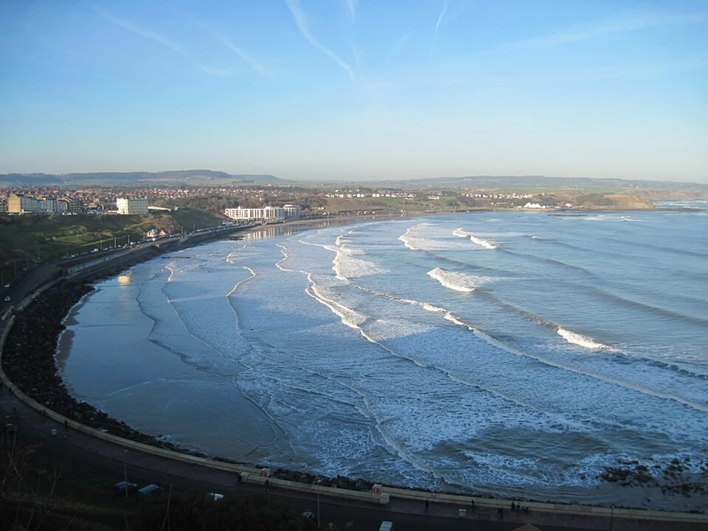 An image depicting the trail North Bay and Northstead Manor Gardens via The Cinder Track and its surrounding area.