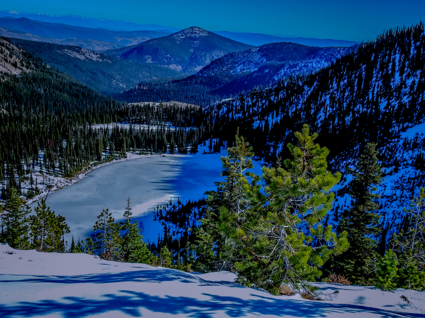 An image depicting the trail Stuart Peak Trail and its surrounding area.