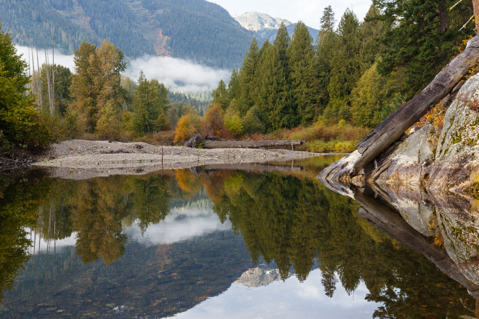 An image depicting the trail Little Wenatchee Gorge Trail and its surrounding area.