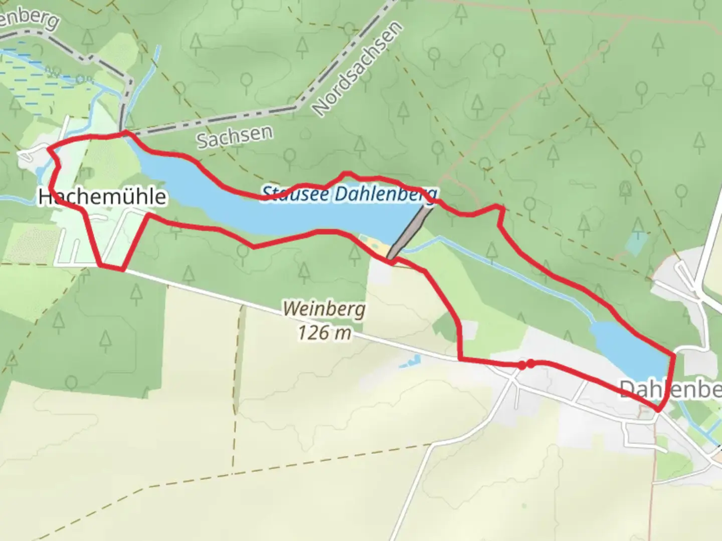 An image depicting the trail Stausee Dahlenberg and Dorfteich Loop and its surrounding area.