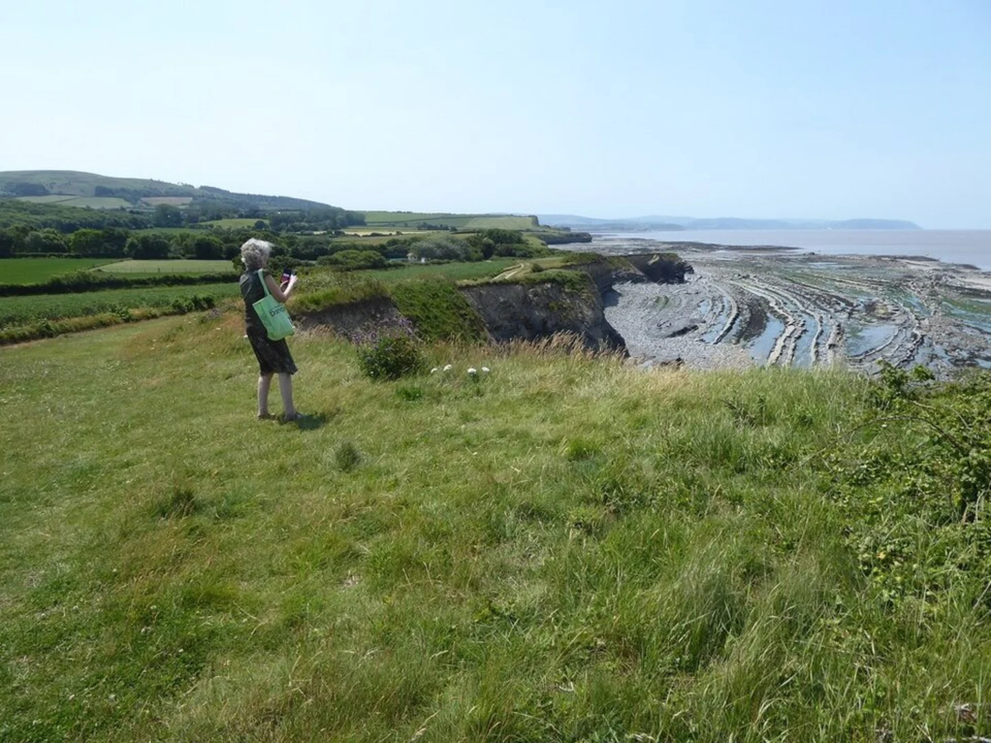 An image depicting the trail Kilve Beach and East Quantoxhead and its surrounding area.