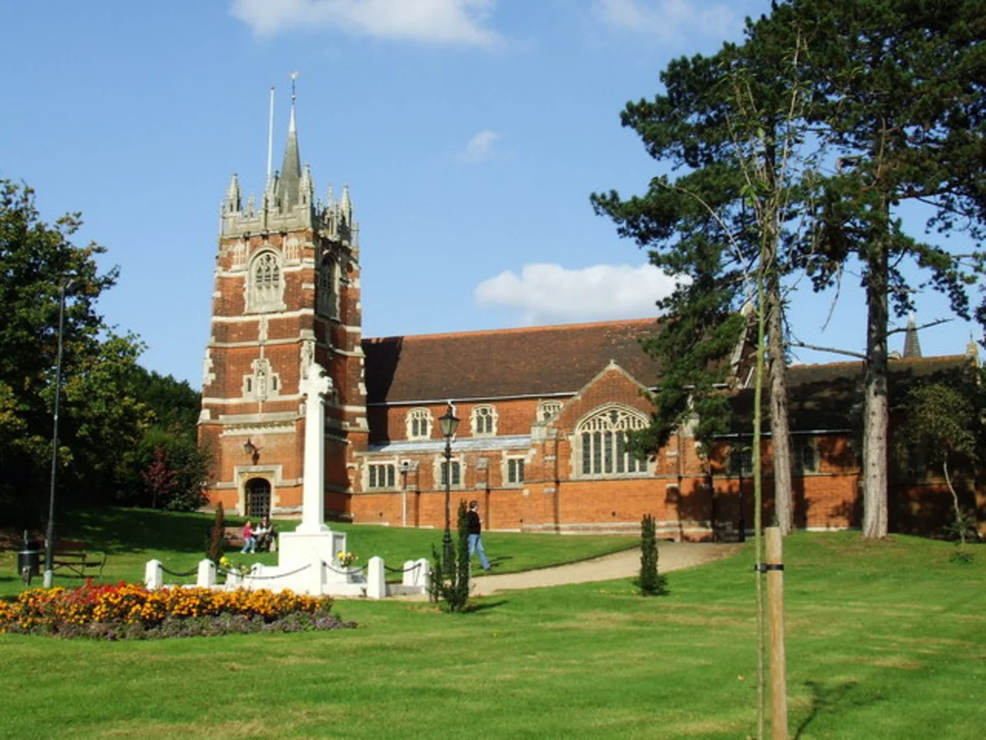 An image depicting the trail Uttlesford Way and its surrounding area.