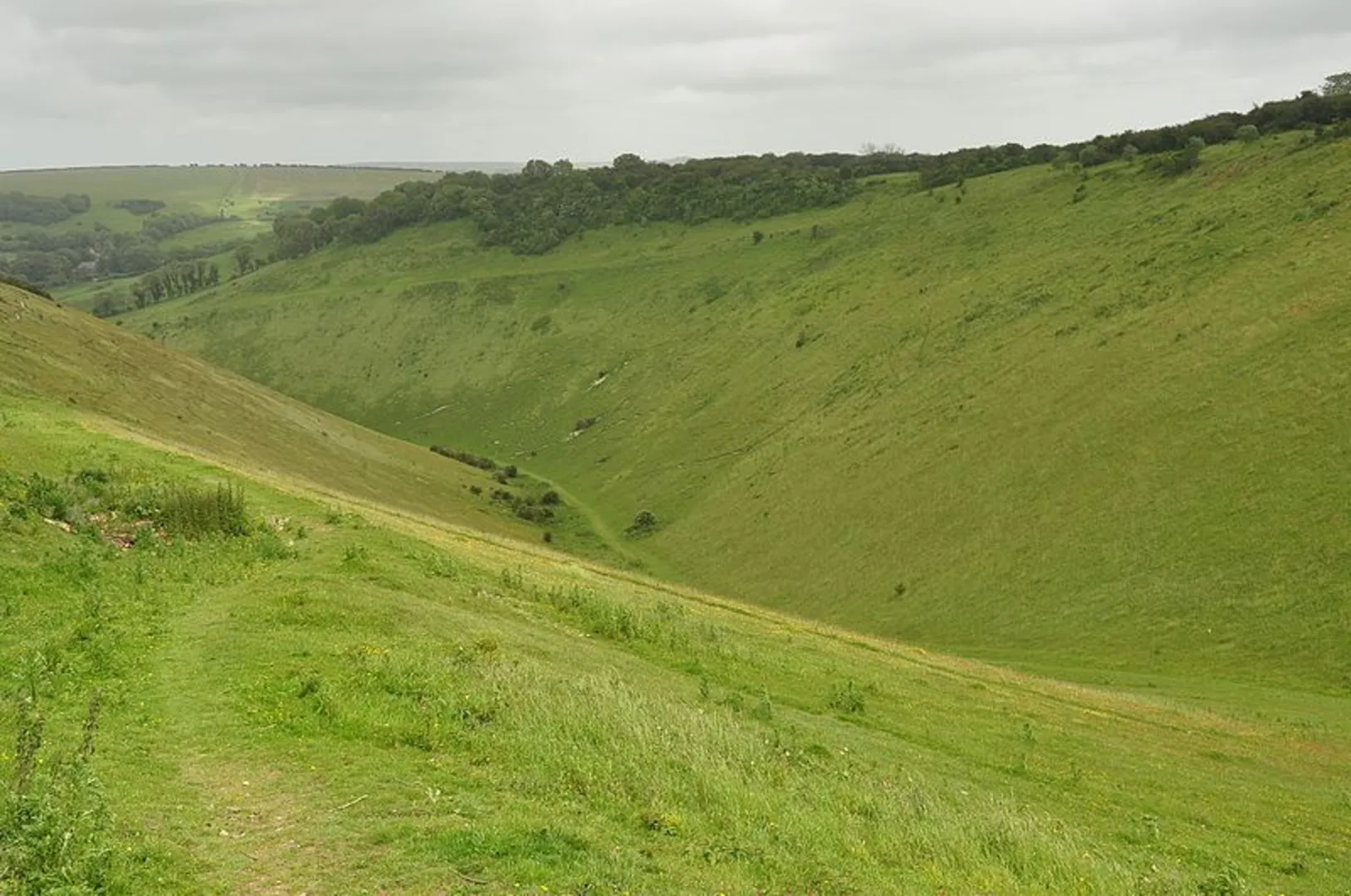 An image depicting the trail Devil's Dyke Circular and its surrounding area.