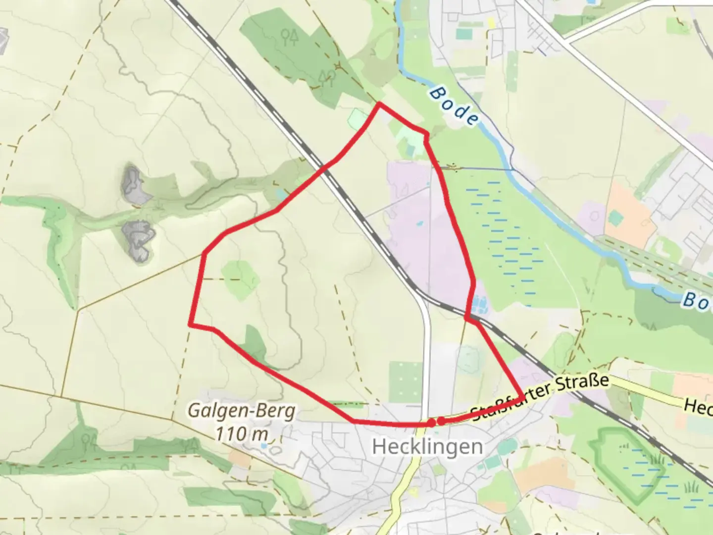An image depicting the trail Hecklingen Loop and its surrounding area.