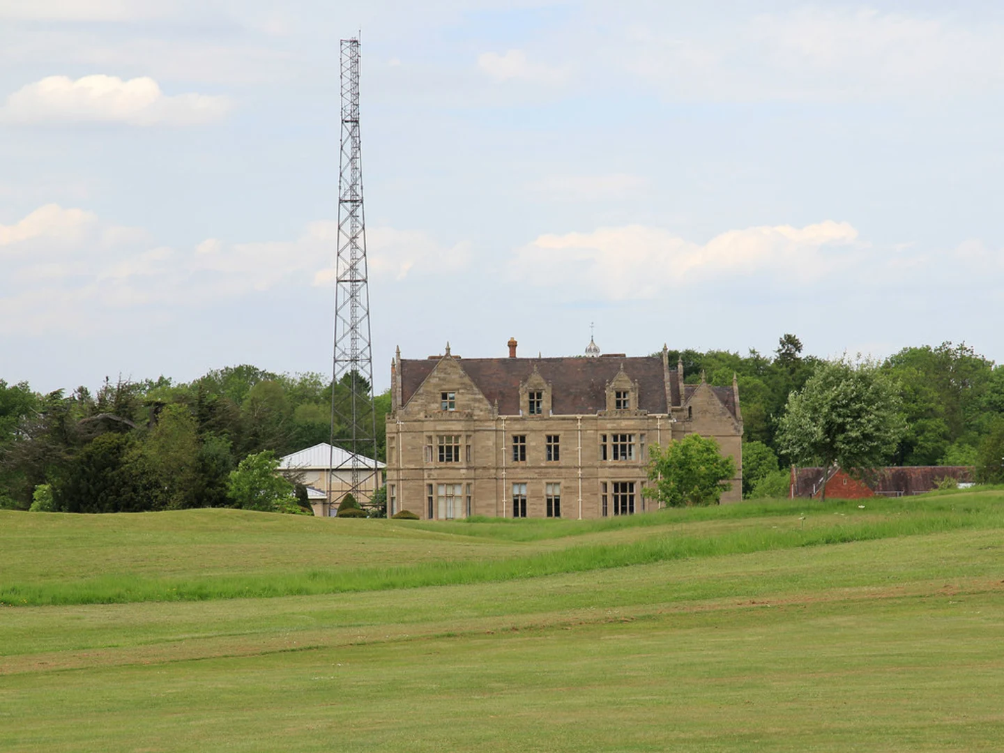 An image depicting the trail Warwickshire Golf and Country Club Loop and its surrounding area.