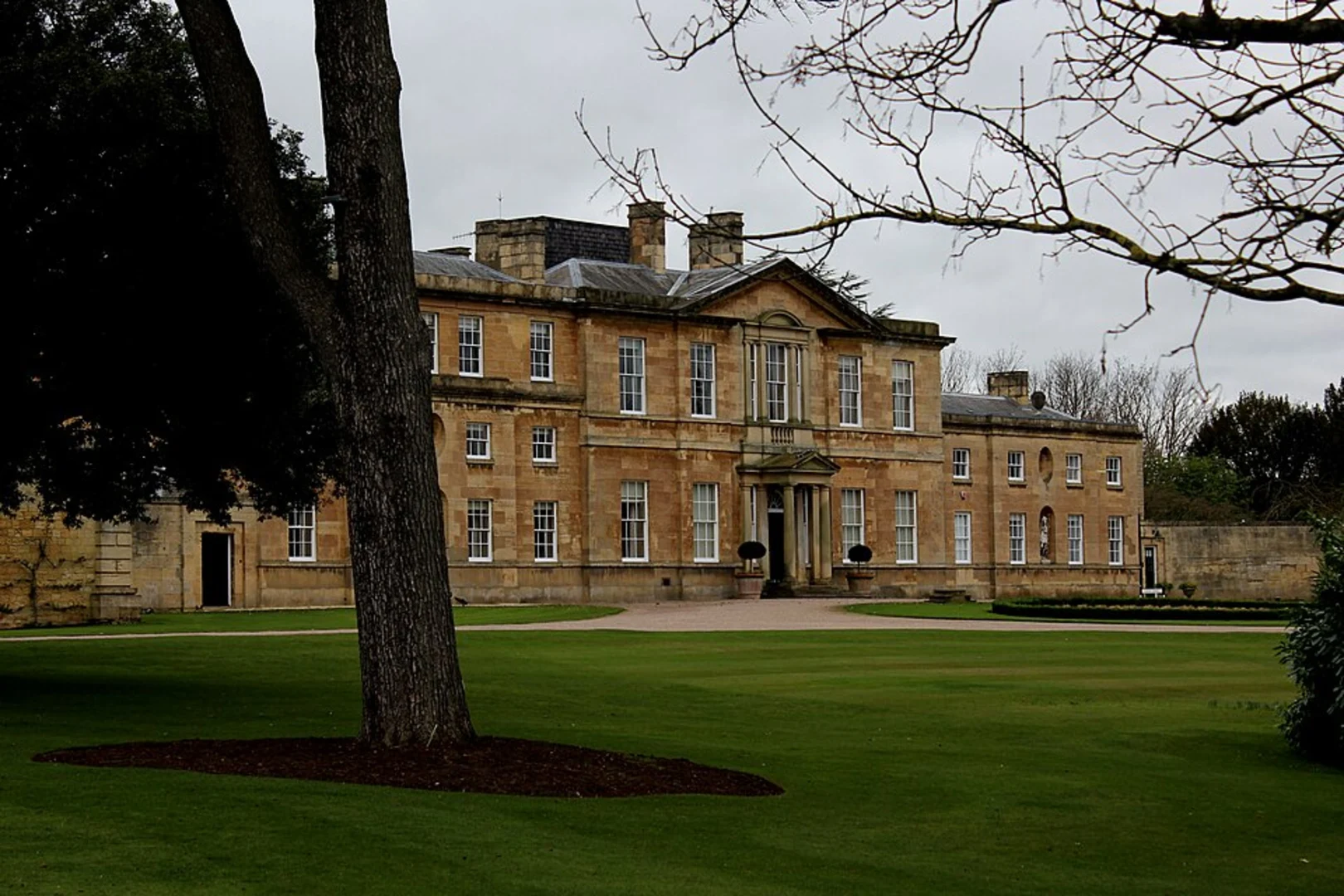 An image depicting the trail Bramham Cum Oglethorpe Western Loop and its surrounding area.