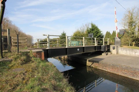 Aldermaston Wharf Loop