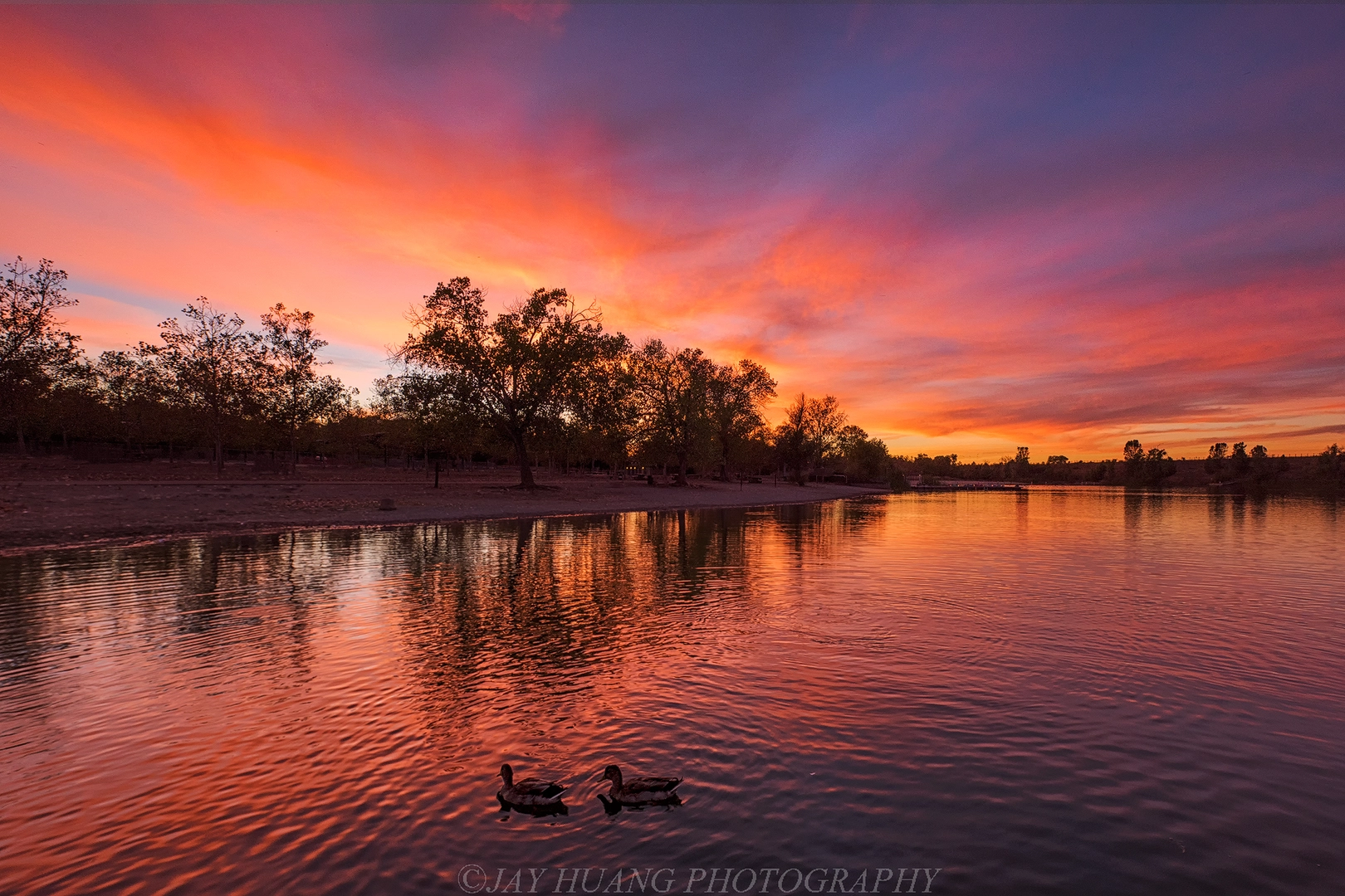 An image depicting the trail Lake Boris and Arroyo Valle Loop and its surrounding area.