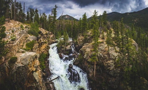 An image depicting the trail East Inlet Trail and Adams Falls Loop and its surrounding area.