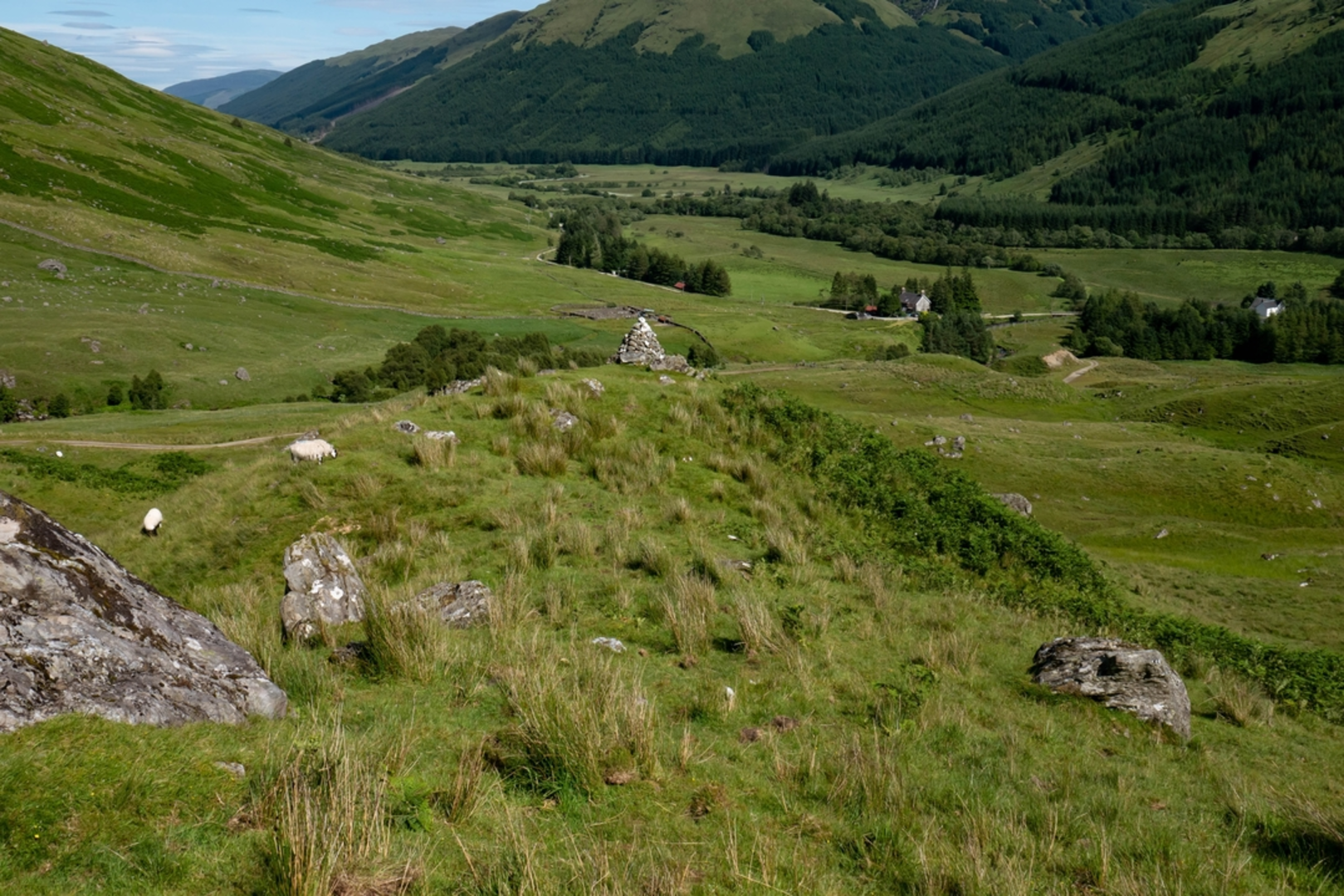An image depicting the trail Stob a' Choin and its surrounding area.