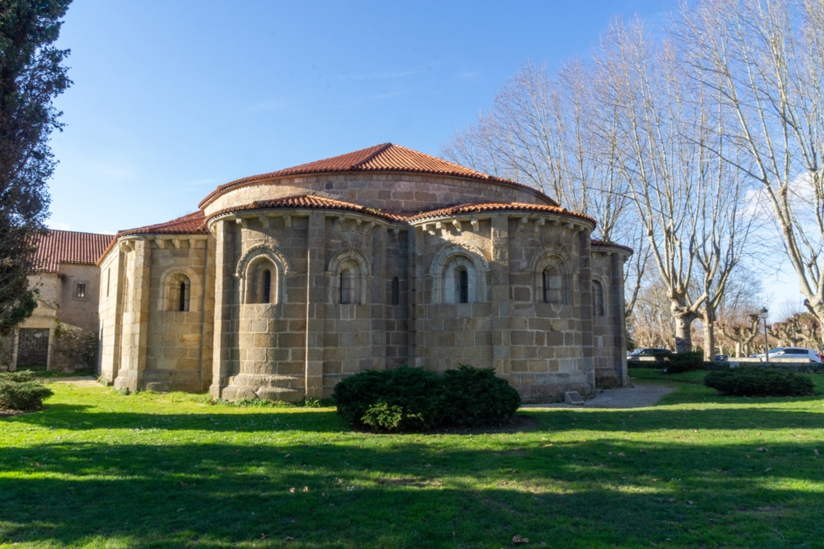 An image depicting the trail PR G 117 Arredor De Cambre and its surrounding area.