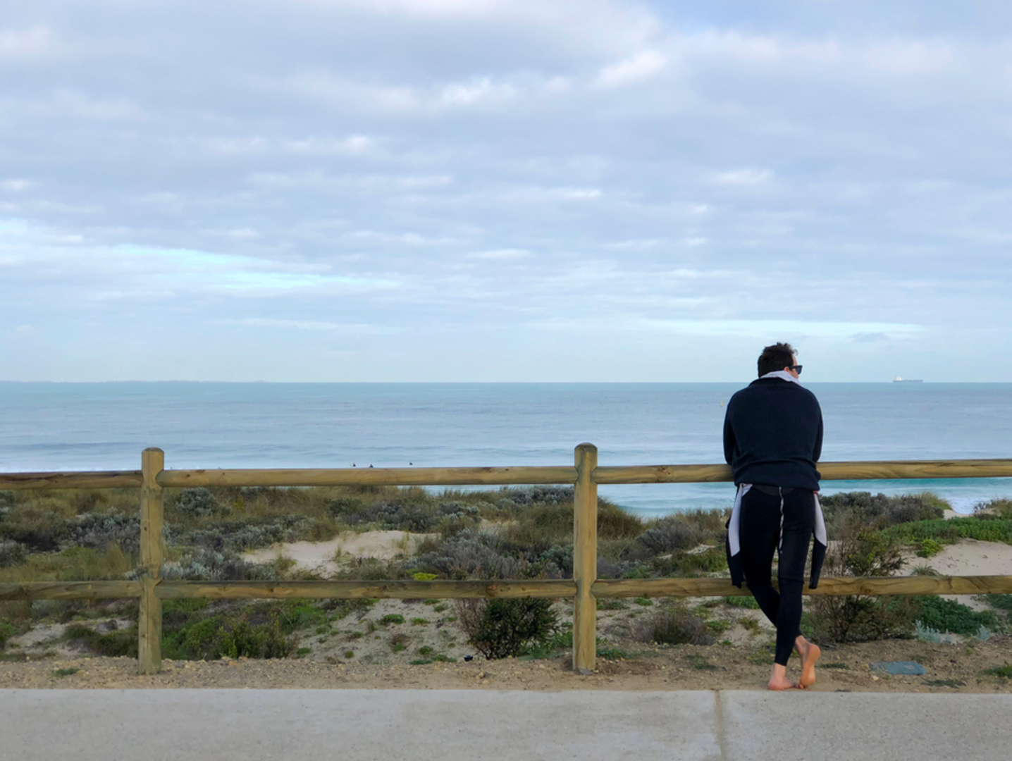 An image depicting the trail Trigg Bushland Reserve Loop and its surrounding area.