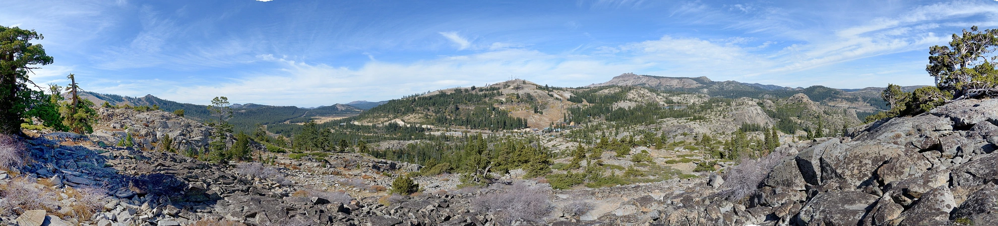 An image depicting the trail Donner Lake Rim Trail and Far Side Loop and its surrounding area.