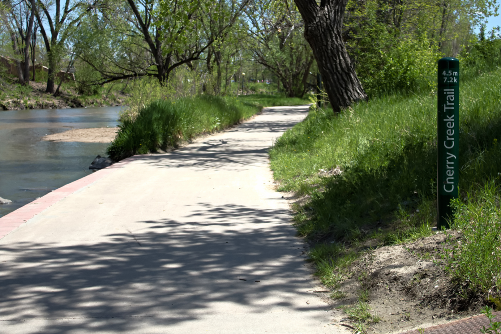 An image depicting the trail Cherry Creek Trail and its surrounding area.