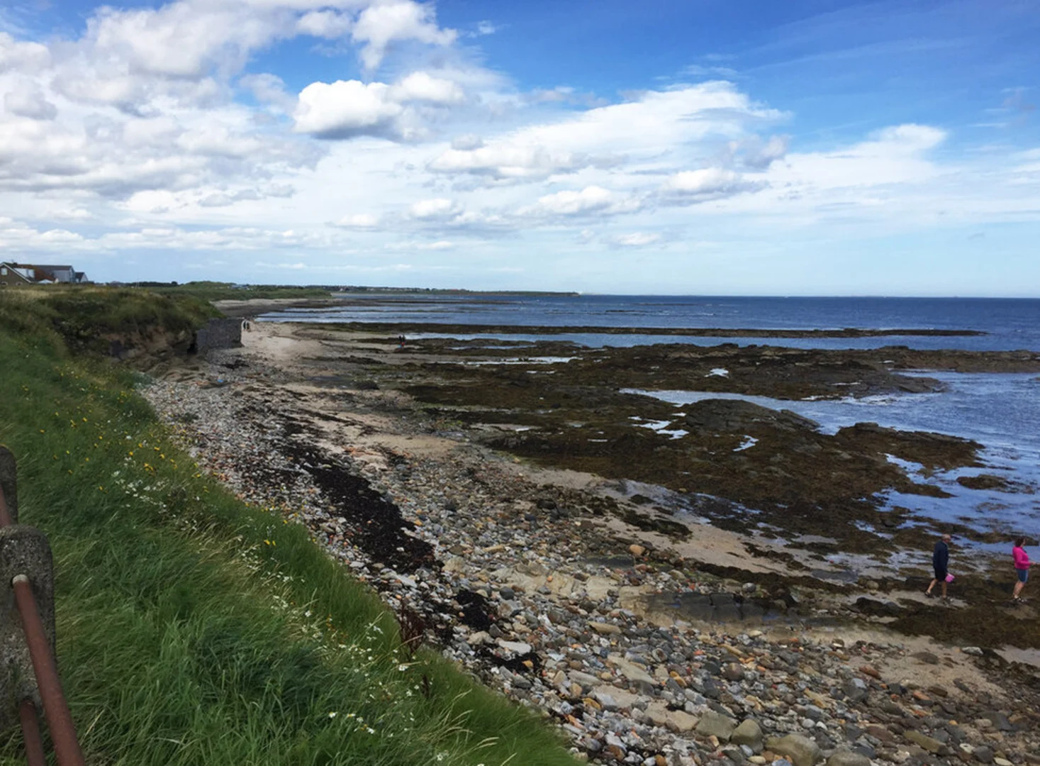 An image depicting the trail Seahouses to Beadnell and its surrounding area.