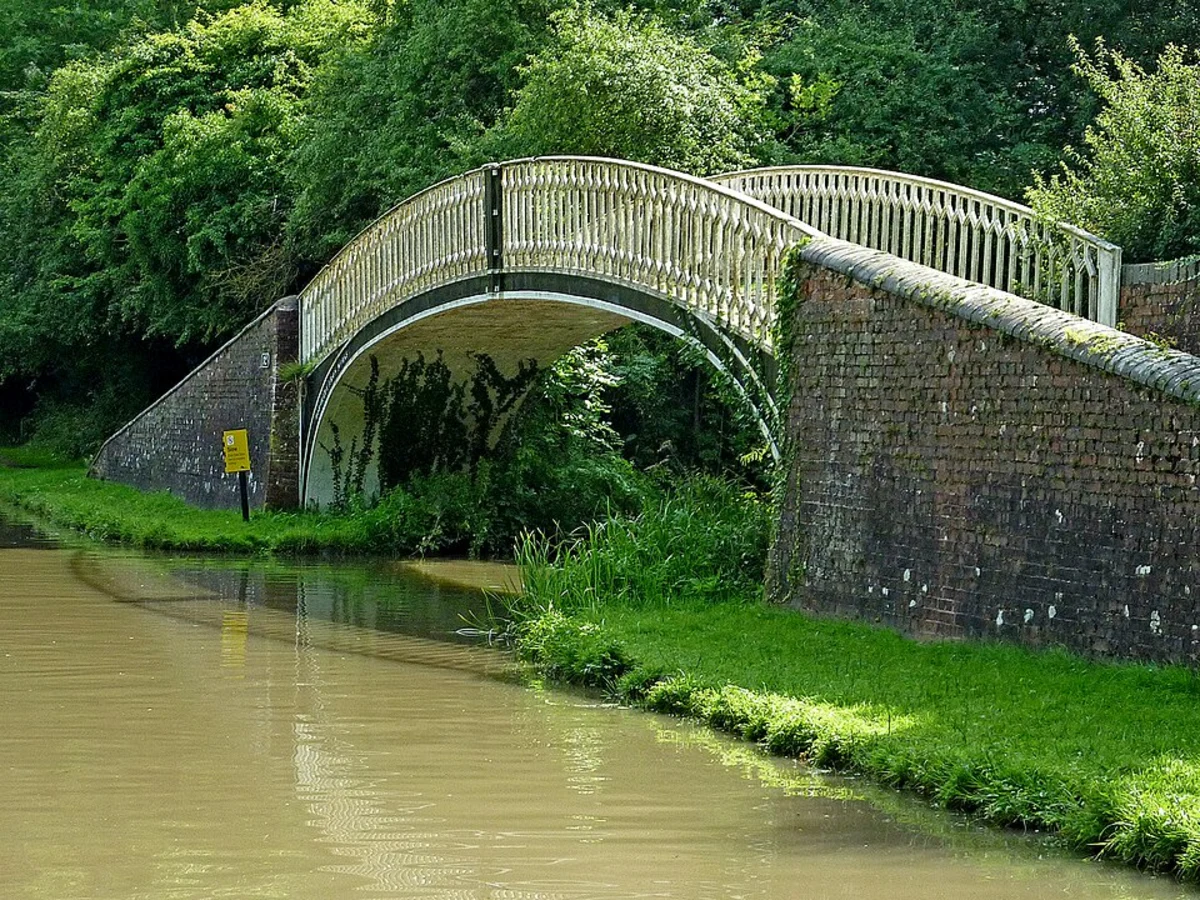 Easenhall Country Park and Oxford Canal Loop