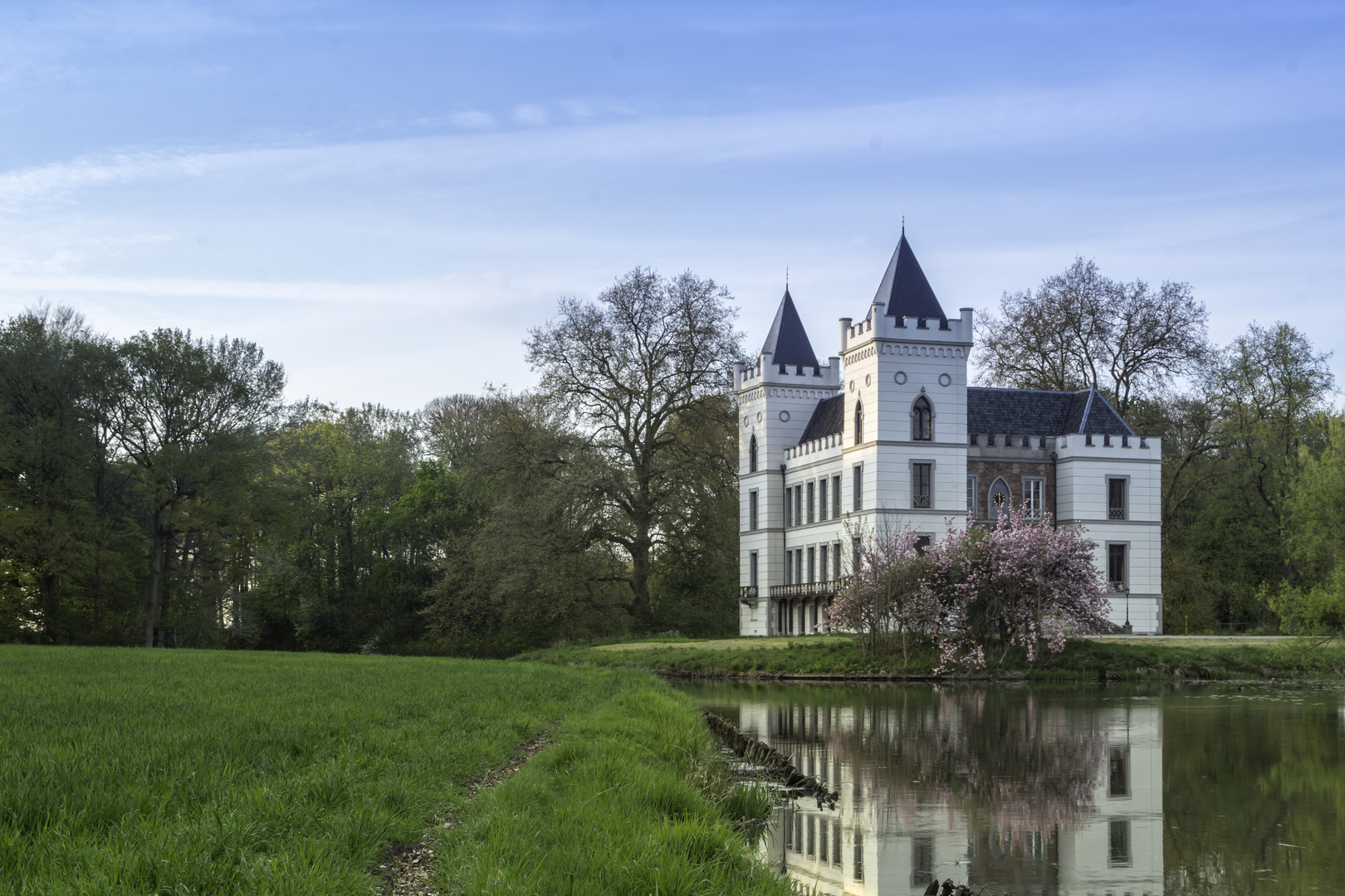 An image depicting the trail Krommerijnbrug to Haven via Romeinse Limespad and its surrounding area.