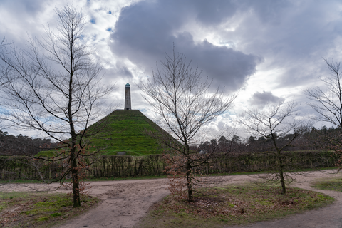 Pyramide van Austerlitz and De Franse Put Loop