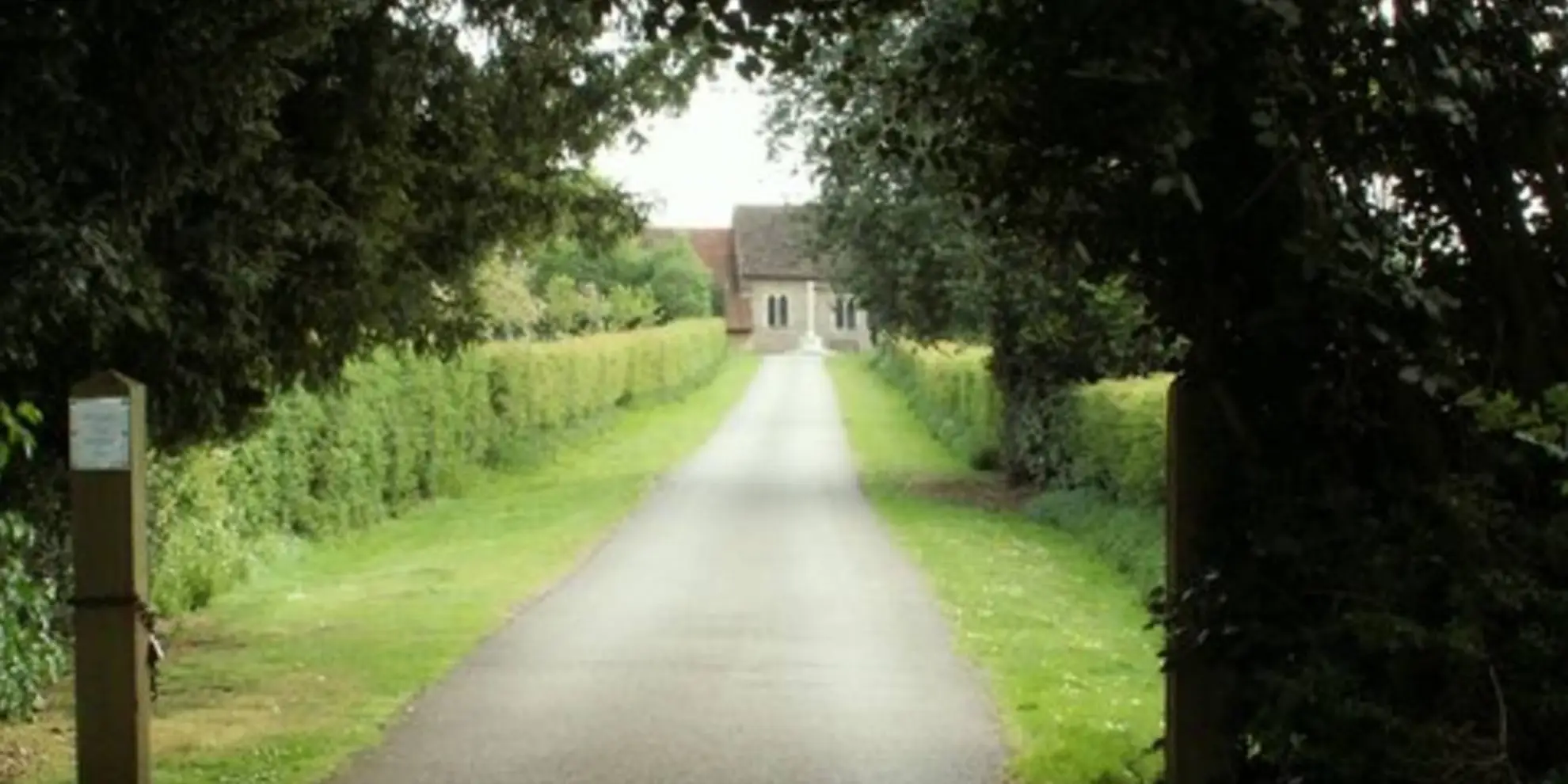 An image depicting the trail Burnham Green - Tewin and the Mimram Valley and its surrounding area.