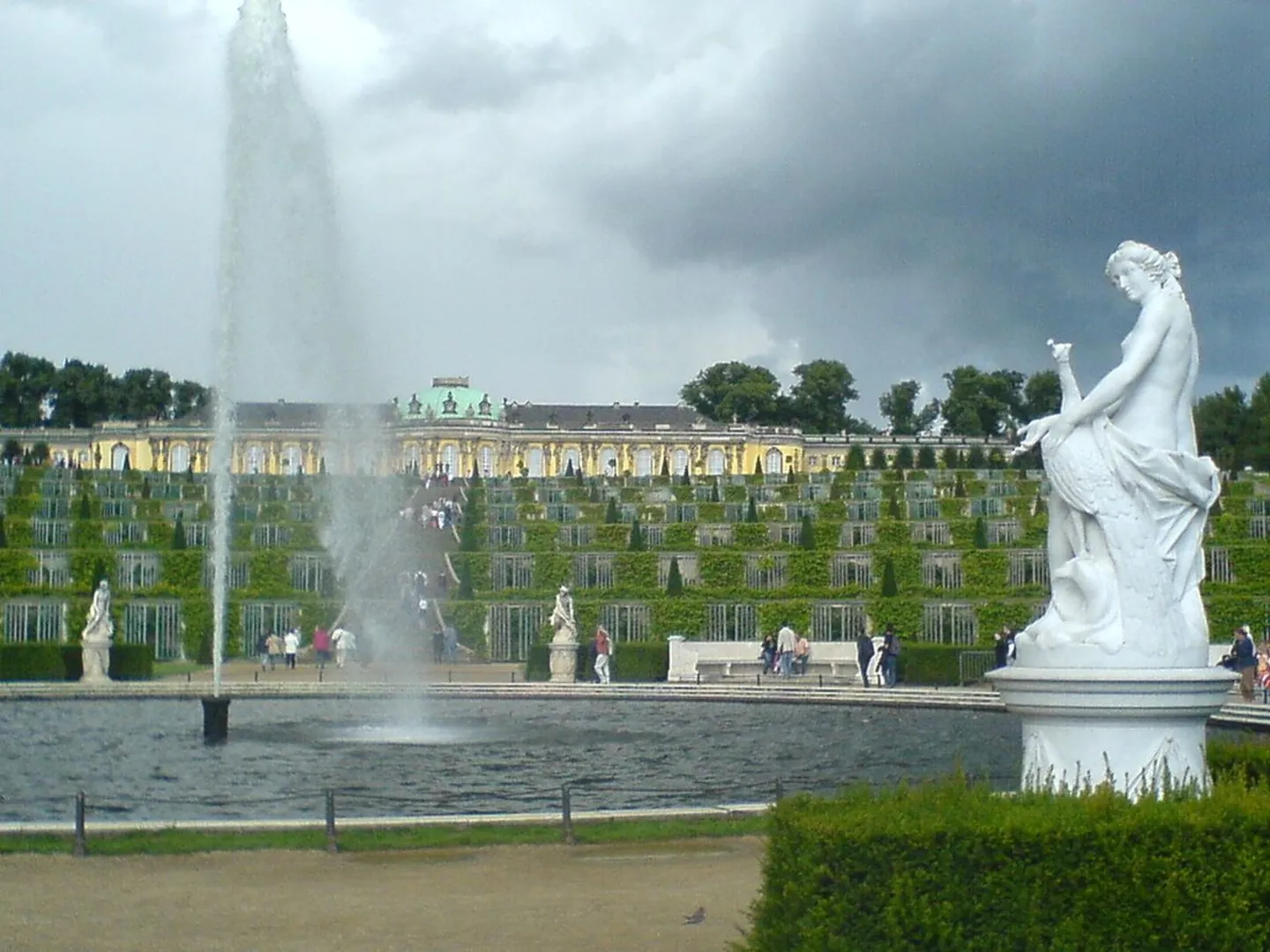 An image depicting the trail Great Fountain, Entführungsrondell and Sicilian Garden Walk and its surrounding area.