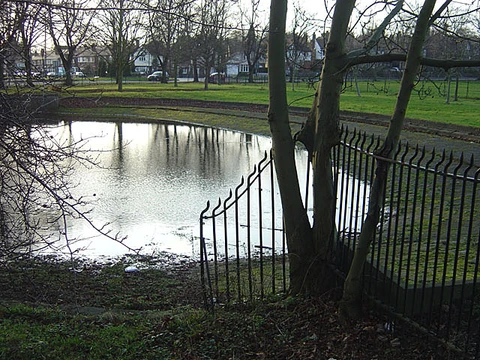 HIghfields Park and Wollaton Walk