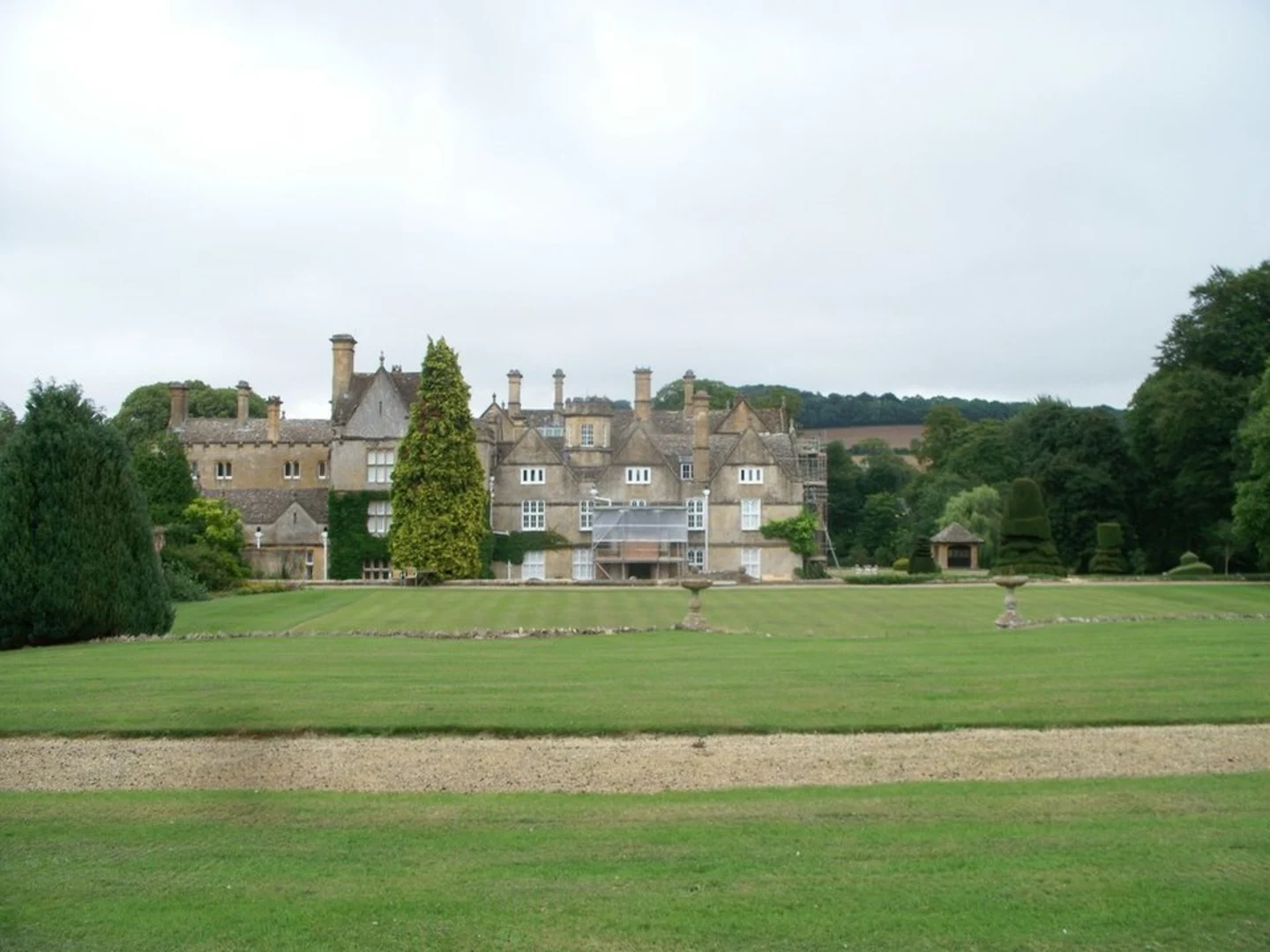 An image depicting the trail Brockhampton and Sevenhampton and its surrounding area.
