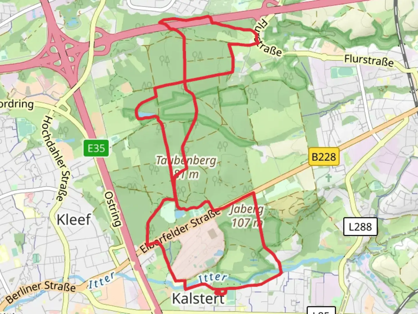 An image depicting the trail Taubenberg and Stadtwaldteich via Neanderland Steig and Waldschenke Rundweg and its surrounding area.