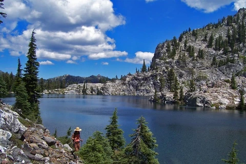 An image depicting the trail South Russian Creek Trail and its surrounding area.