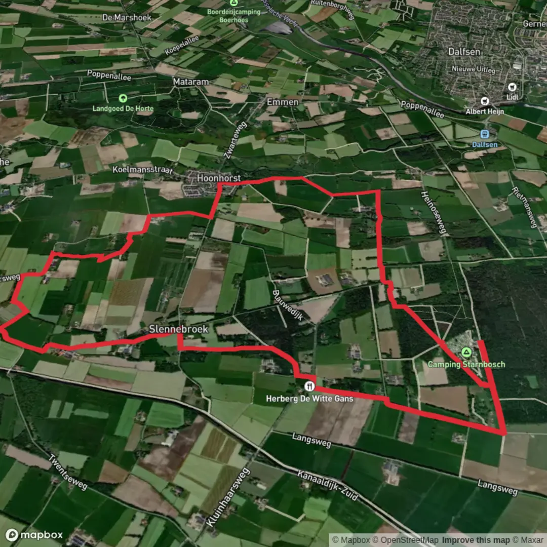 An image depicting the trail Maarten Van Rossumpad and Vechtdal - Hoonhorst gele Route and its surrounding area.